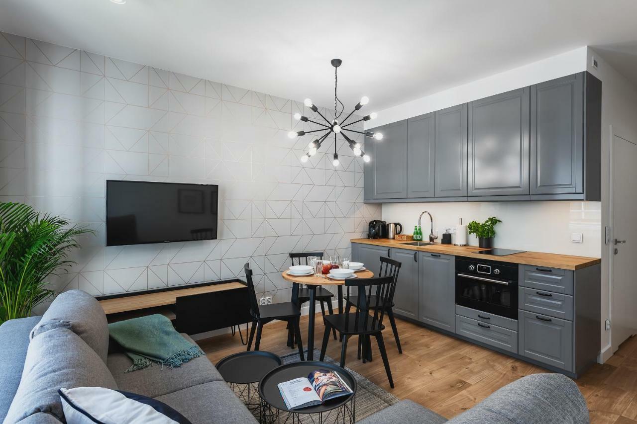 Yoursecondflat Grzybowska Varşovia Exterior foto